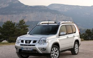 Nissan X-Trail od 05/2007 - do r. výroby 12/2013 pouze ze zadní loketní opěrkou