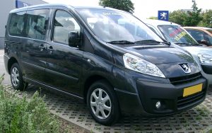 Peugeot Expert 1/2007 - do r. výroby 05/2016 6 míst