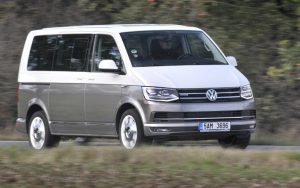 VW T6 Multivan + 6.1 Multivan  5 míst od r. výroby 9/2015..