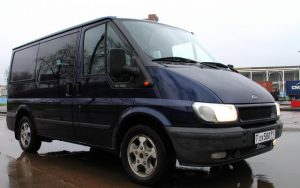 Ford Transit + Transit Valník od r.v. 1/2000 - do r.v. 3/2006 6 míst