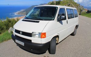 VW Transportér T4   8 míst - od r.v. 09/1990 do r.v. 03/2003