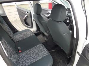 Peugeot 2008 vzor č. 206 bok A + dvojité prošití